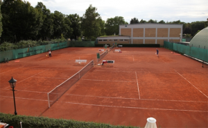 Tennisanlage