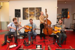 klangstrasse_foto-antonia-richter_eroeffnungkonzert-monsieur-pompadour-im-la-femme_008