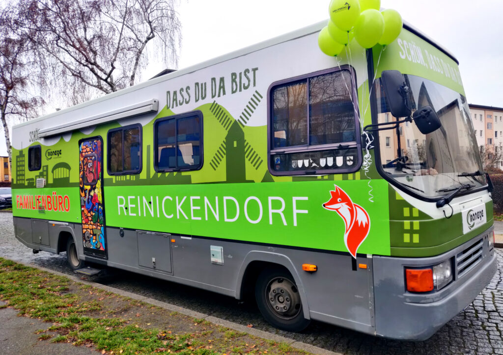 Bus des Familienbüros Reinickendorf