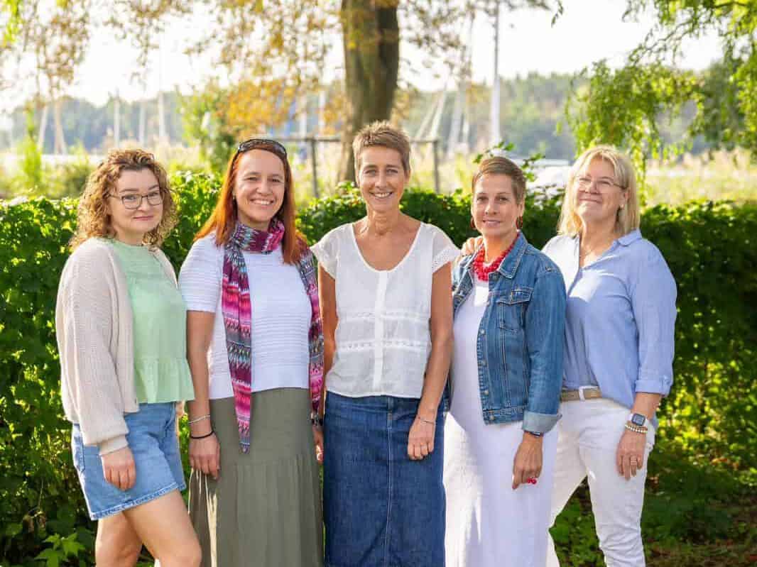 Das Team der Kita Regenbogenkinder gehört zu den besten 15 Kitas Deutschlands. Bild: Eltern-Initiativ-Kindertagesstätte Regenbogenkinder e.V.