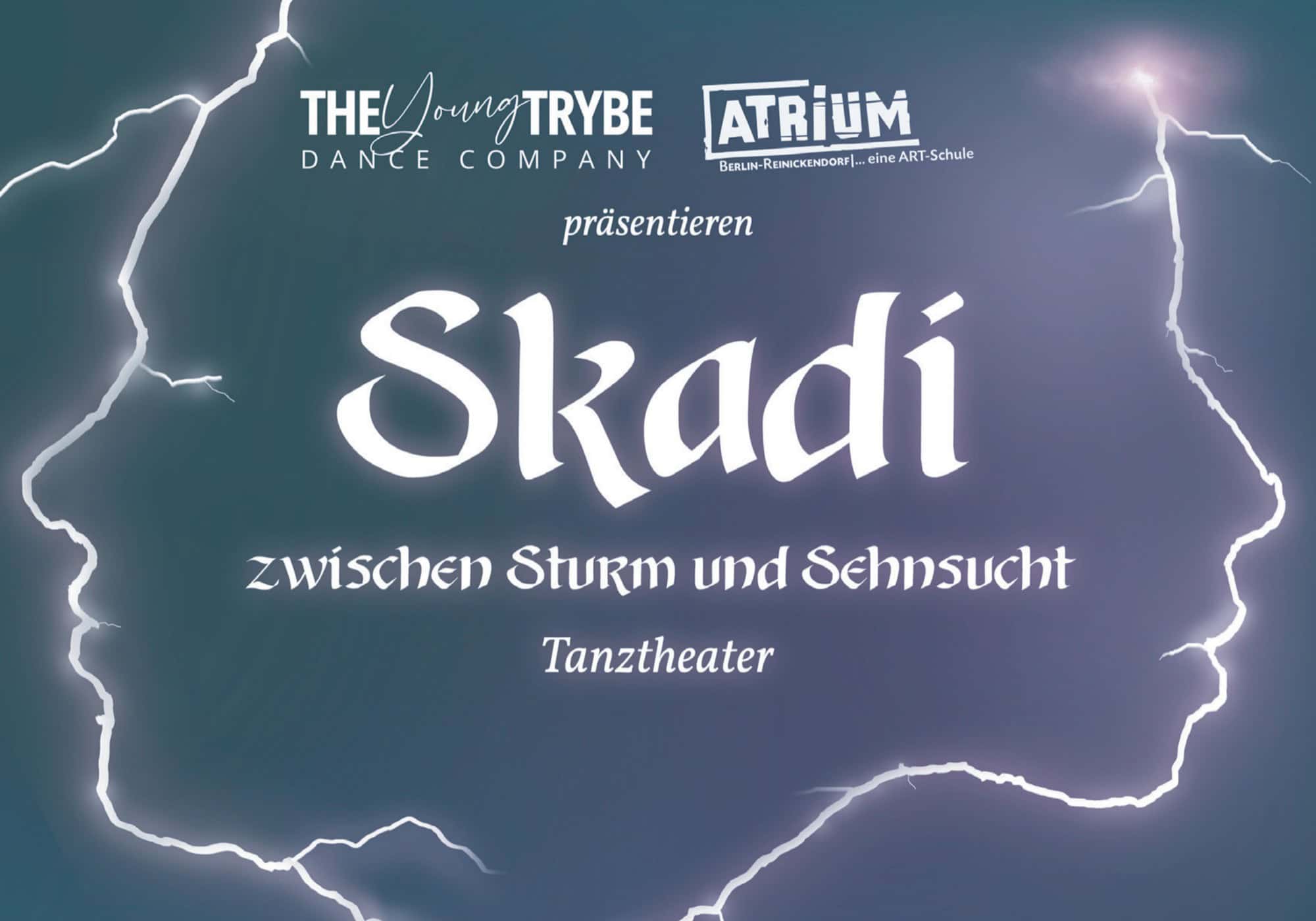 Ankündigungsmotiv zum Tanztheater „Skadi – Zwischen Sturm und Sehnsucht“ mit zwei Gesichtern im Profil und Blitzen vor dunklem Himmel